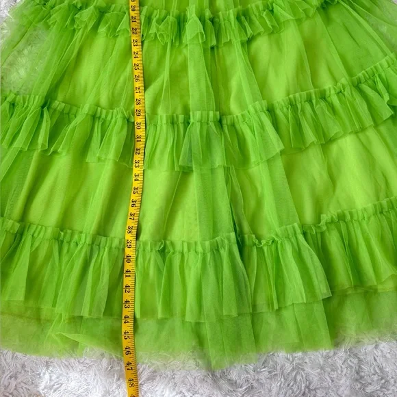New π Lime Green Tiered Ruffled Dress - Picture 12 of 17